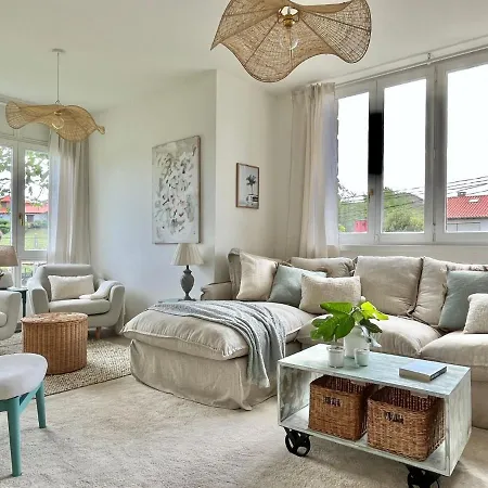 Prázdninový dům Wishome-casa Con Bonito Jardin, Ideal Familias *