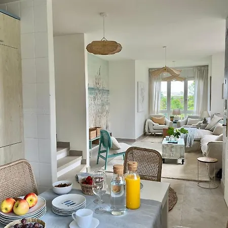 Casa de Férias Wishome-Casa nueva con piscina privada, Cala Berellín *