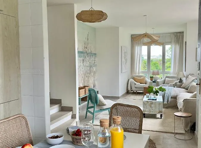 Casa vacanze Wishome-casa Familiar Con Piscina, Cala Berellin *